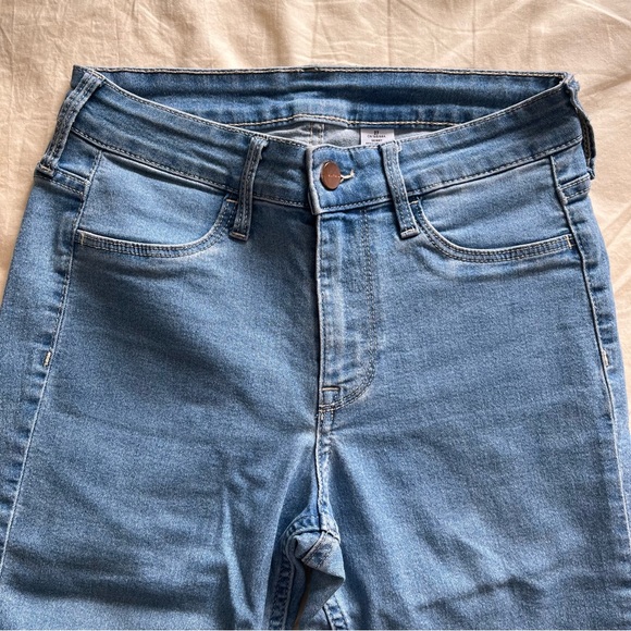 H&M Skinny Jeans - Picture 2 of 2